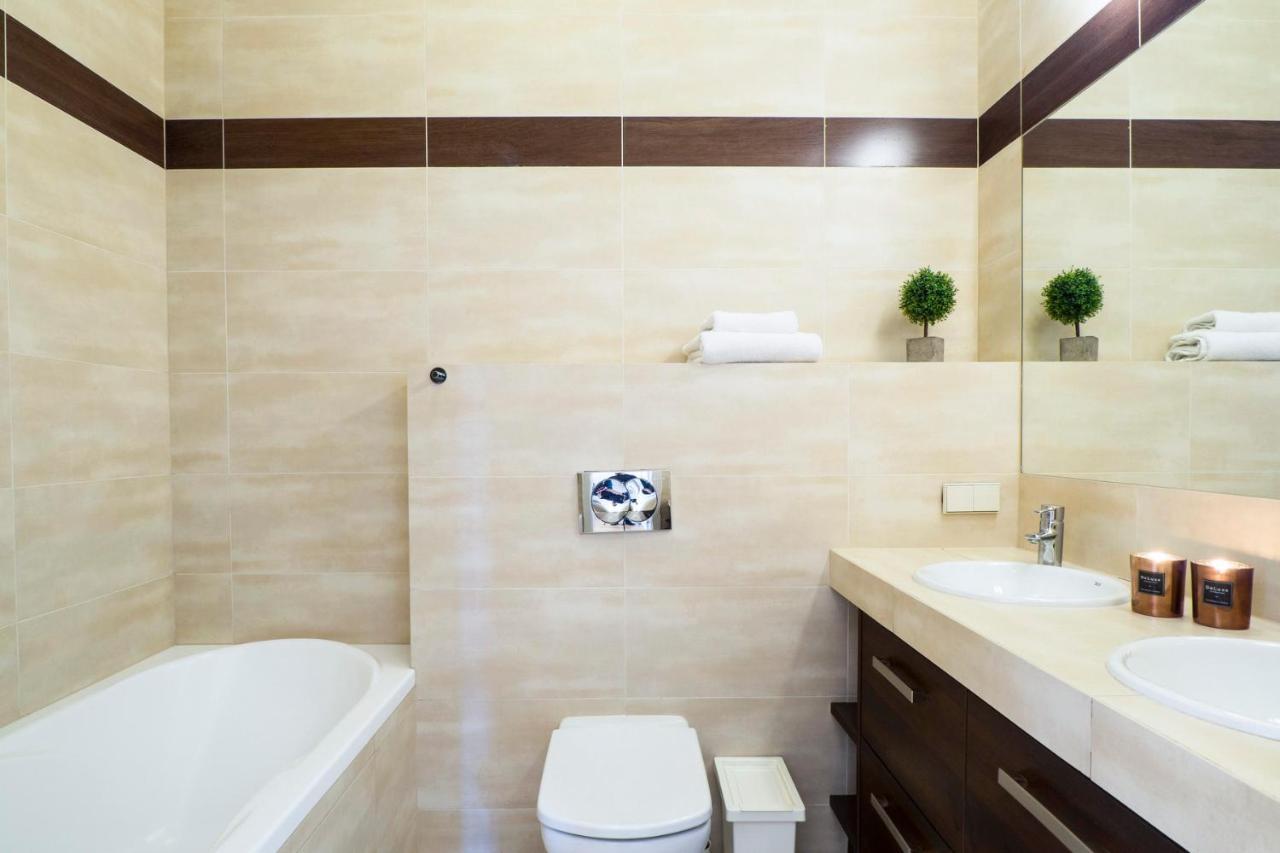 Prestige Apartment - Elegant & Quiet Stay 3 Rooms 90M2 - As Home Apartamenty Rynek 508 Wrocław Eksteriør bilde